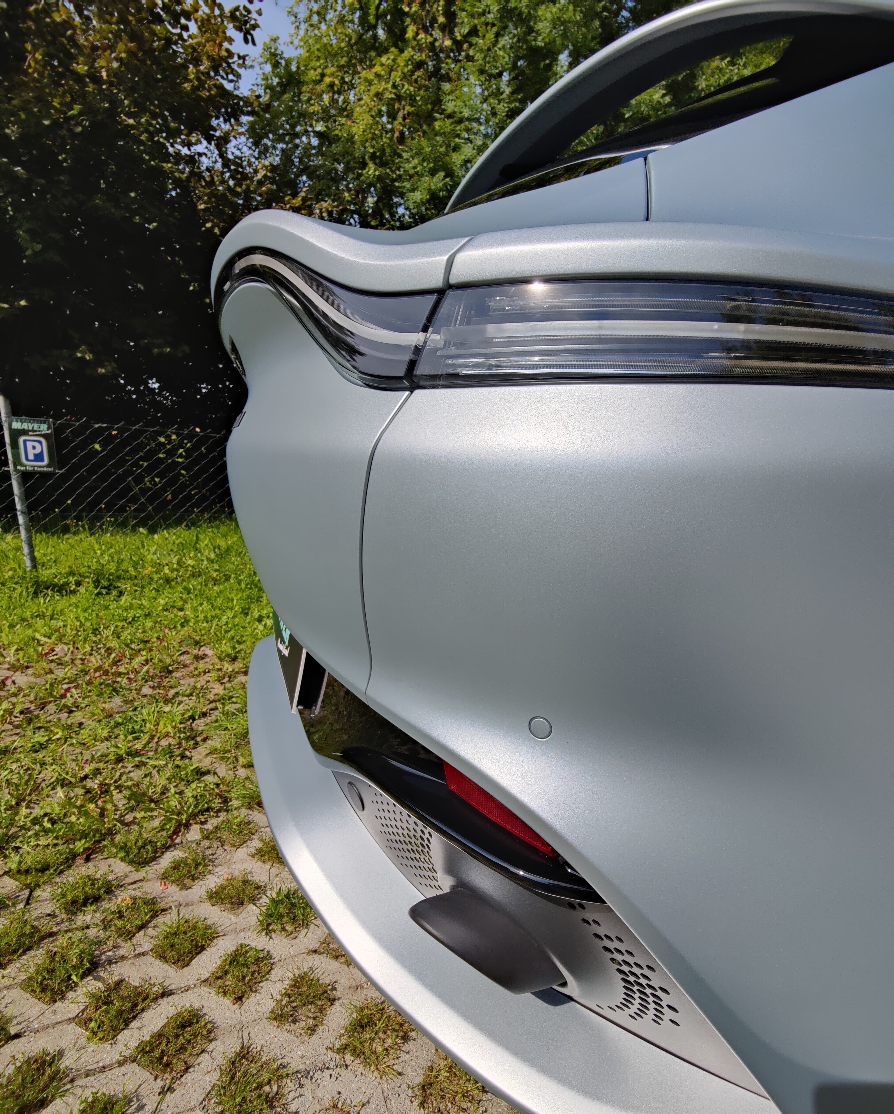 Aston Martin DBX Matt Lackschutzfolie