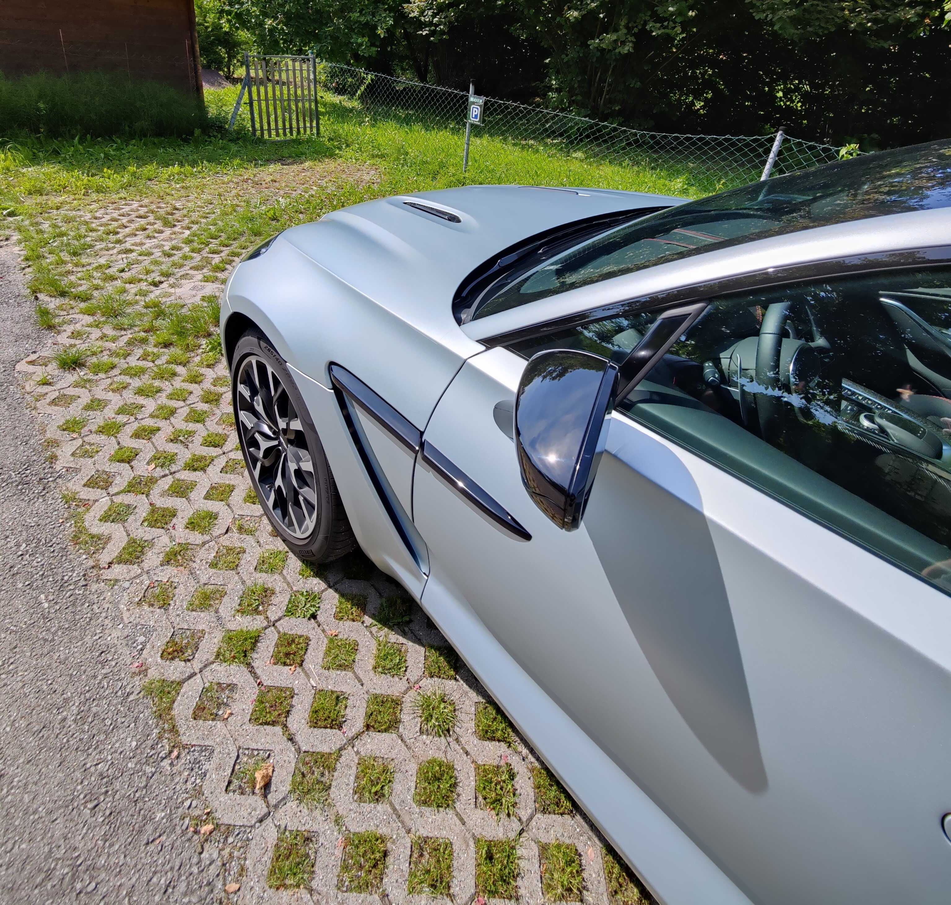 Aston Martin DBX Matt Lackschutzfolie