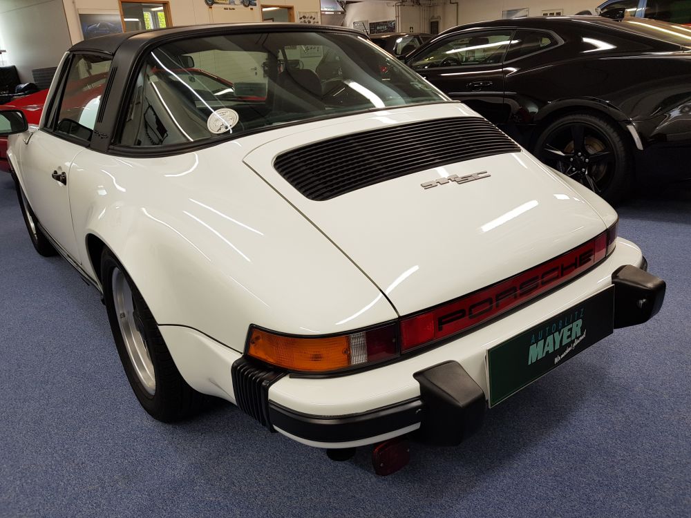 porsche 911 detailing