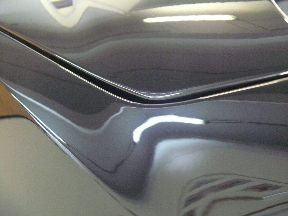 maserati uni schwarz